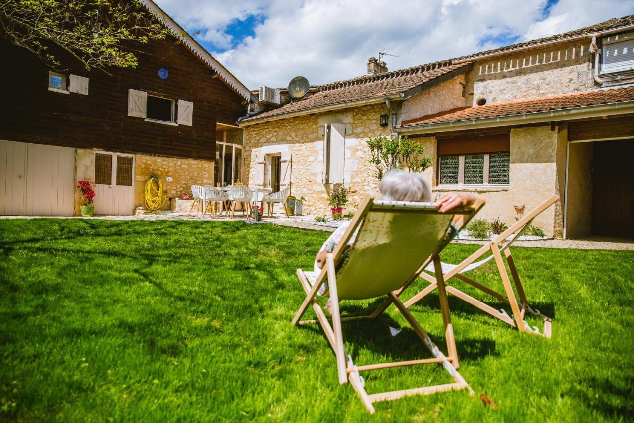 L'Esprit Du 24 Bed & Breakfast Rouffignac-de-Sigoules Eksteriør bilde